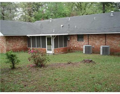 1979 Brenda Lynn Dr, Pineville, LA 71360 - photo 2