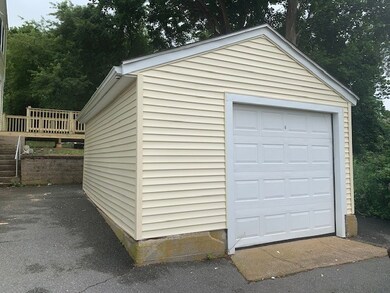 1211 Wapping Rd, Middletown, RI 02842 - photo 2