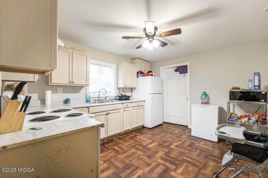 3242 Evergreen Dr, Macon, GA 31206 - photo 7