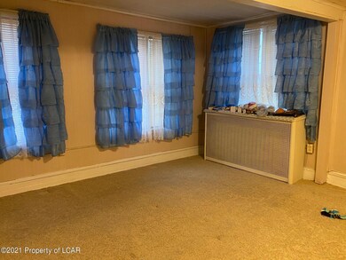 216 Stanton St, Wilkes Barre, PA 18702 - photo 6