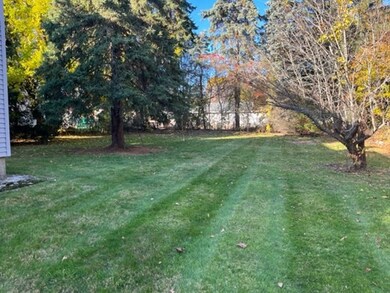 9 Bowles Ave, West Boylston, MA 01583 - photo 4