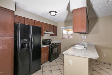 4837 W Berkeley-7