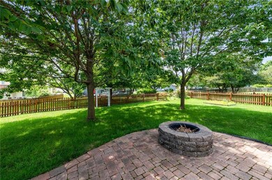 303 SW Albatross Ct, Lees Summit, MO 64082 - photo 3