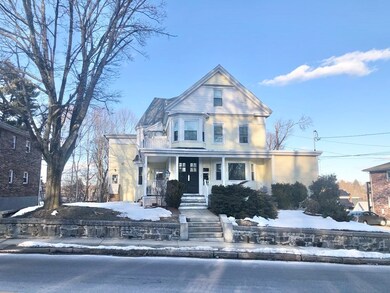 137 Berkeley St, Lawrence, MA 01841 - photo 4