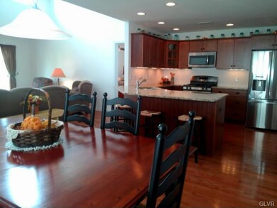 870 Fieldstone Trail, Easton, PA 18040 - photo 6