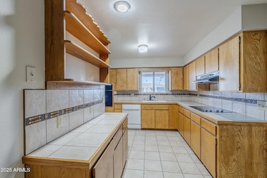 5618 E Des Moines St, Mesa, AZ 85205 - photo 3