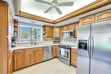 1841 Pine Glade Cir unit 34B, Fort Myers, FL 33907 - photo 2