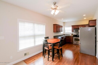 6101 Hudson Creek Dr, Louisville, KY 40291 - photo 7