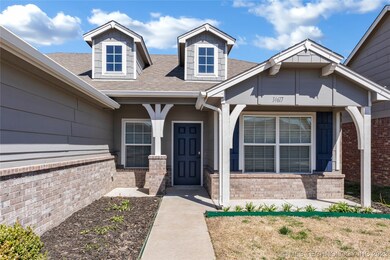 NEWLY PAINTED INTERIOR/EXTERIOR, NEW LOW MAINTENAN