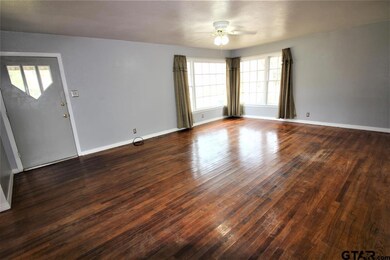 415 415 E 9th, Tyler, TX 75701 - photo 6