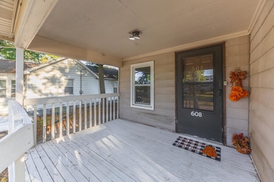 608 Harris St, Normal, IL 61761 - photo 3
