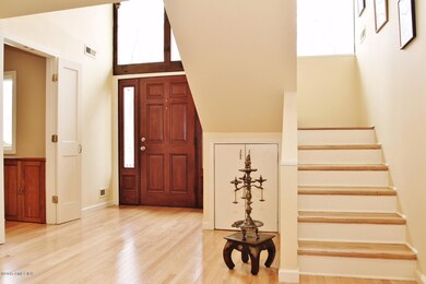 15 Ferncliff Rd, Cos Cob, CT 06807 - photo 5