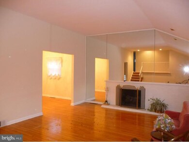 126 Weather Vane Dr, Cherry Hill, NJ 08002 - photo 2