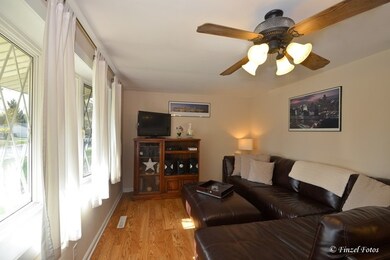 202 Granada Rd, Carpentersville, IL 60110 - photo 6