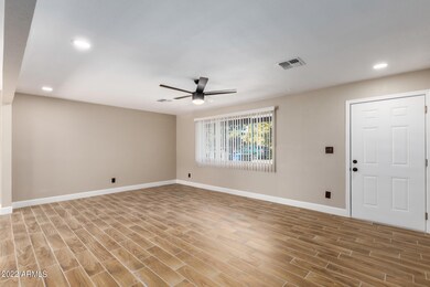 1039 E 9th Ave, Mesa, AZ 85204 - photo 4