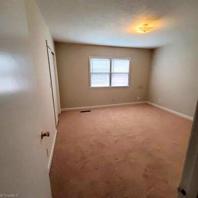 1625 W Northwest Blvd, Winston Salem, NC 27104 - photo 6