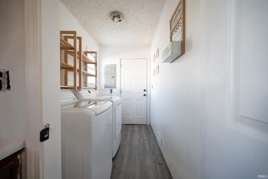 1304 S Shipley St, Muncie, IN 47302 - photo 7