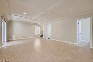 8440 Summers Ranch Ct, Las Vegas, NV 89139 - photo 5