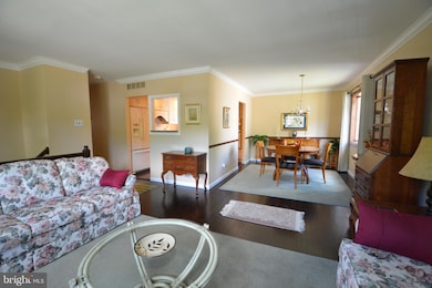 820 Monticello Place, Lansdale, PA 19446 - photo 4