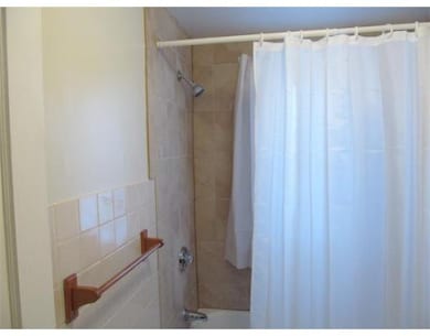 68 Haviland St, Ludlow, MA 01056 - photo 3