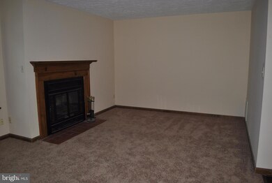 23376 Black Oak Ct, California, MD 20619 - photo 7