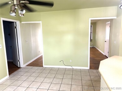 405 S Normal Ave, Claremore, OK 74017 - photo 4