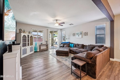 4-web-or-mls-W Corvalis Ln-004