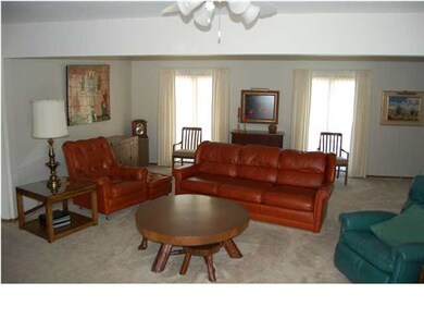 FROMAL LIVING ROOM AREA.