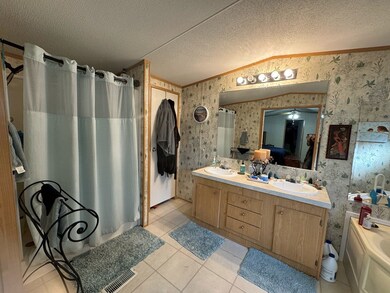 645 Deer Park Dr, Brookeland, TX 75931 - photo 7