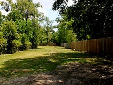 5130 Mayle St, Houston, TX 77016 - photo 2