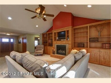 1401 Dorothea Dr, Zumbrota, MN 55992 - photo 5