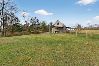 21R Upper Walnut Hill Rd, East Lyme, CT 06333 - photo 4