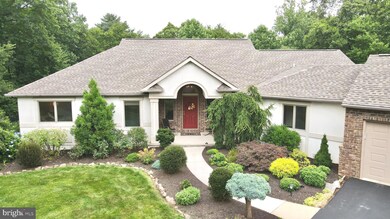 76 Shea Dr, Mohnton, PA 19540 - photo 5