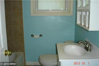 39 Pelczar Ave, Essex, MD 21221 - photo 5