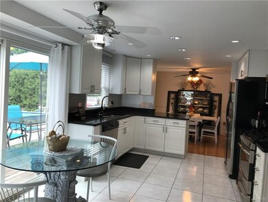 Eat in Kitchen open to Diningroom