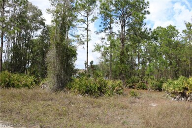 475 Burrstone Dr, Lehigh Acres, FL 33974 - photo 5