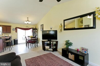 213 Aden Dr, Strasburg, VA 22657 - photo 4