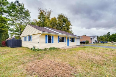 4955 Root St Columbus OH 43207-small-002