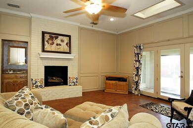 5800 Sheffield Dr, Tyler, TX 75703 - photo 7