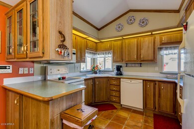 Roomy bright kitchen