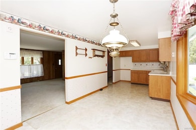 7201 Norman Rd, North Tonawanda, NY 14120 - photo 5