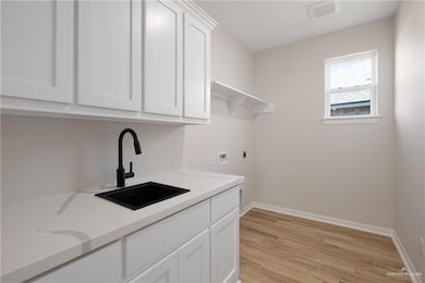 1410 E Silos Ave, Edinburg, TX 78542 - photo 7