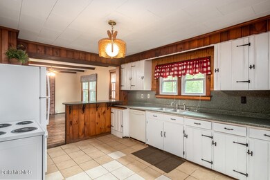 126 Cross Rd, Clarksburg, MA 01247 - photo 4