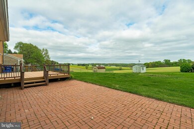 26105 Rudale Dr, Clarksburg, MD 20871 - photo 2