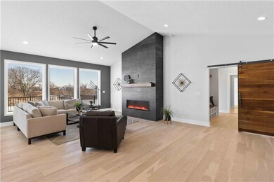 9706 Watermeadow Cir, Johnston, IA 50131 - photo 6