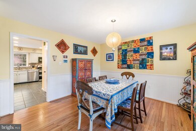 6426 White Oak Ln, Broad Run, VA 20137 - photo 3