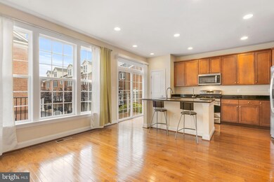 2143 Red Vine Dr, Vienna, VA 22182 - photo 6