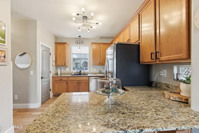 13-web-or-mls-E Isleta Ave-009