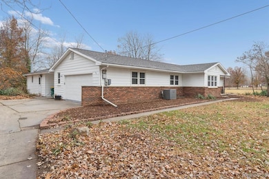 15635 Martinsville Rd, Belleville, MI 48111 - photo 6