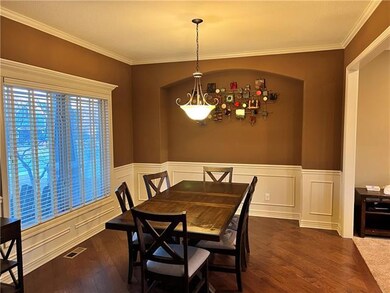 1621 SW 41st St, Lees Summit, MO 64082 - photo 7